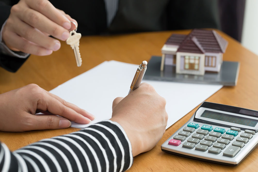 7 things to know before buying a home